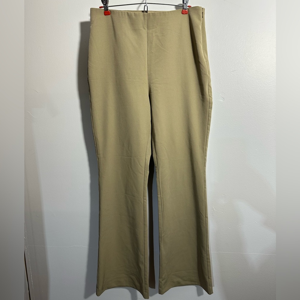 H&M Women’s 12 Flare Mushroom Side Zip Pull On Pants | SKU 0659